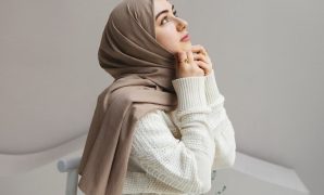 Jilbab Pashmina Plisket, Cocok untuk Harian dan Acara Jilbab Pashmina Plisket, Cocok untuk Harian dan Acara